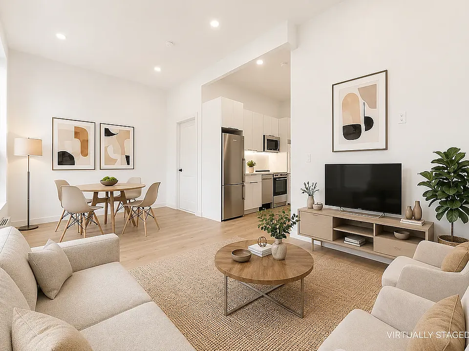 37 Woodhull St #3