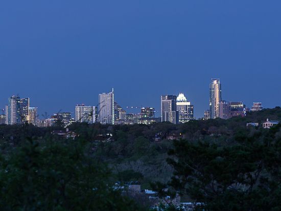 2701 Bartons Bluff Ln, Austin, TX 78746