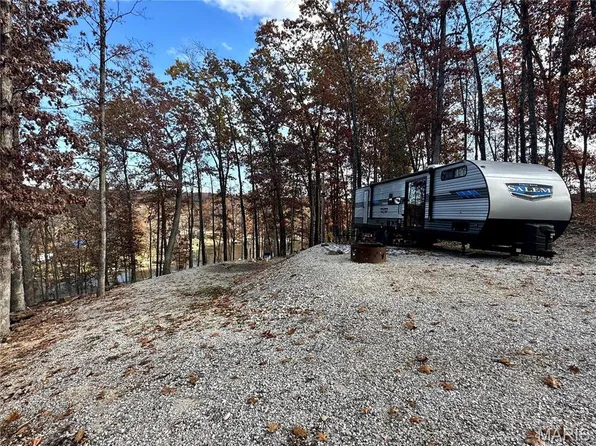 5149 View Dr, Perryville, MO 63775