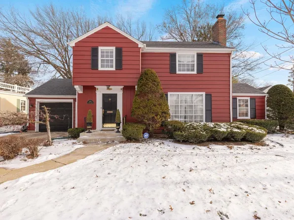 1011 Lundvall Ave, Rockford, IL 61107