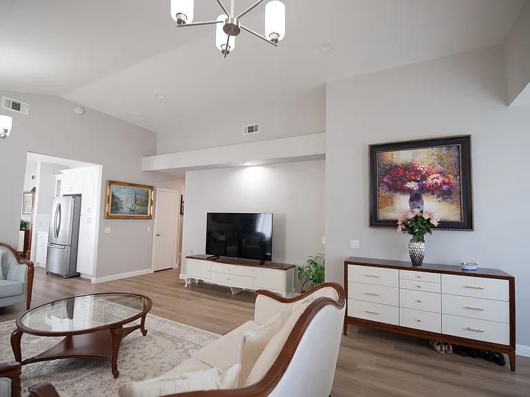 30274 Shoreline Dr — Photo 5