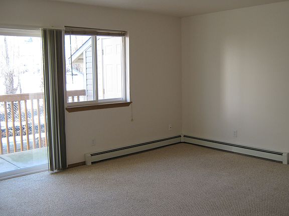 4th image of 1203 SW Higgins Ave APT N