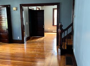 8 Sayles Ave, Lincoln, RI 02865