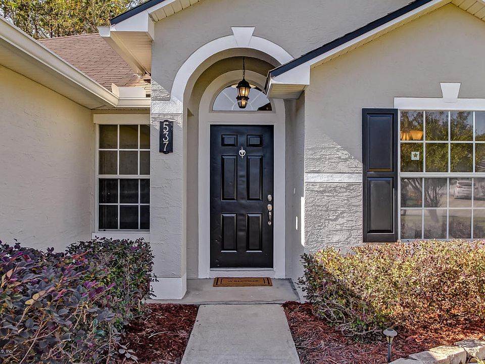 1st image of 537 Prosperity Lake Dr