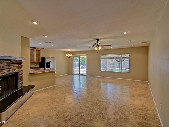 3rd image of 15436 N 51st Pl