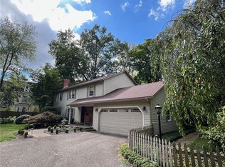 327 Pine Rd, Sewickley, PA 15143
