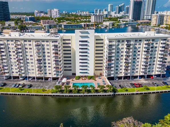 401 Golden Isles Dr, Hallandale, FL