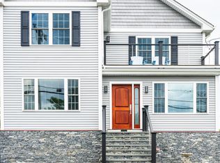 211 Aquidneck Ave, Middletown, RI 02842