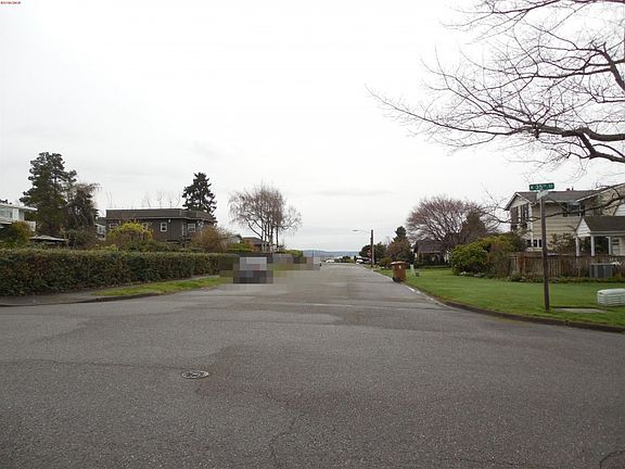 5th image of 3502 N Puget Sound Ave