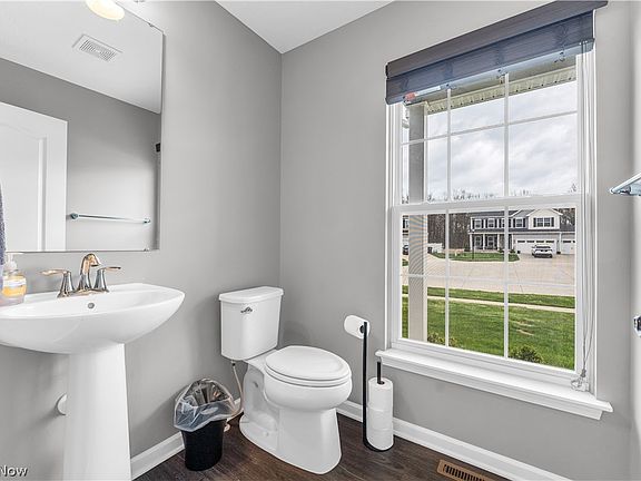 3rd image of 3981 Rossi Way