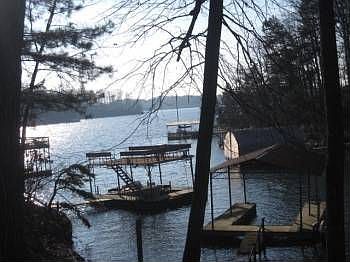 4th image of 5970 Pocahontas Dr