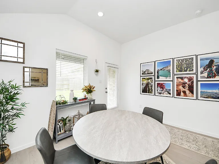 2406 Aquamarine Ln — Photo 16