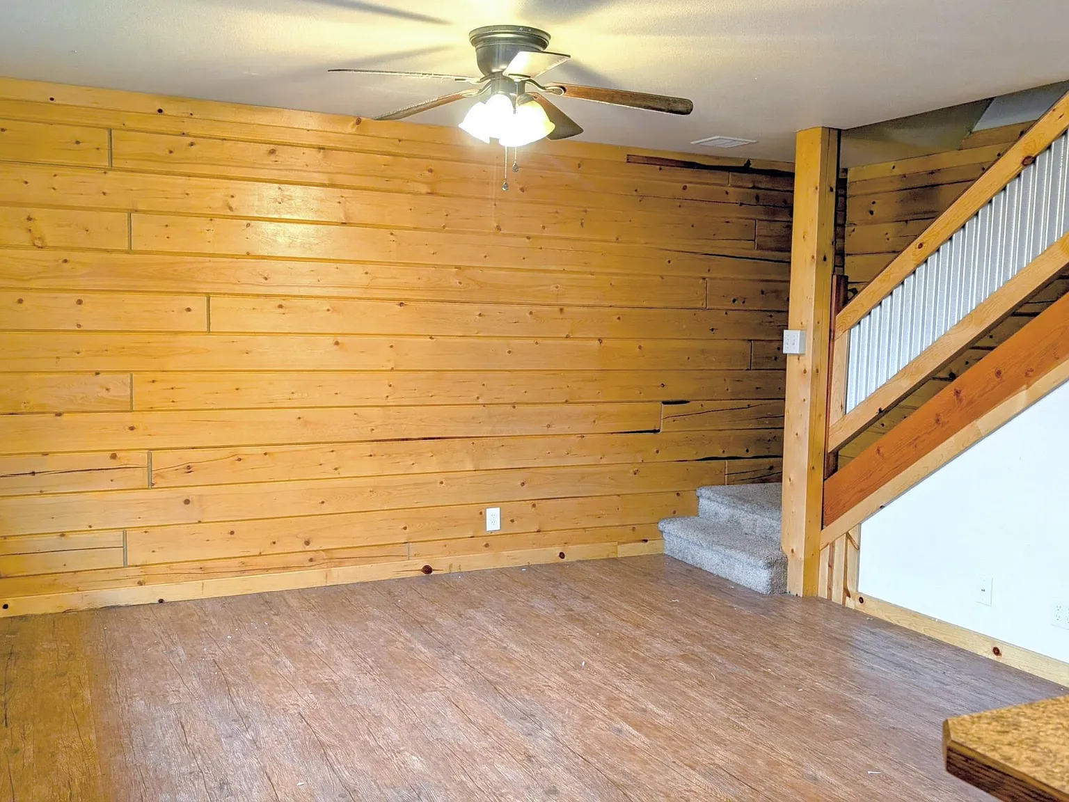 2 bed, 1.5 bath, 1000 sqft, $1,700 — Photo 4