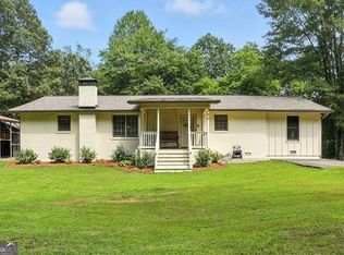 90 Holly Springs Rd NE, White, GA 30184