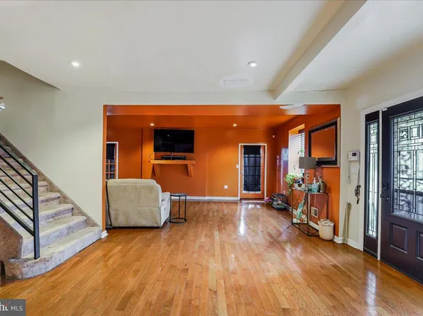 45 Baily Rd, Lansdowne, PA 19050