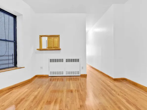 26 West 131st Street 2D image 2 of 11