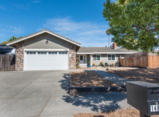 1486 Peterson Ln, Santa Rosa, CA 95403
