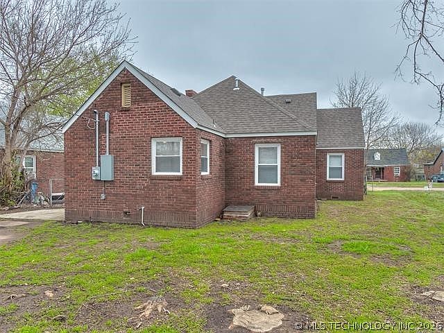 Listing photo 2
