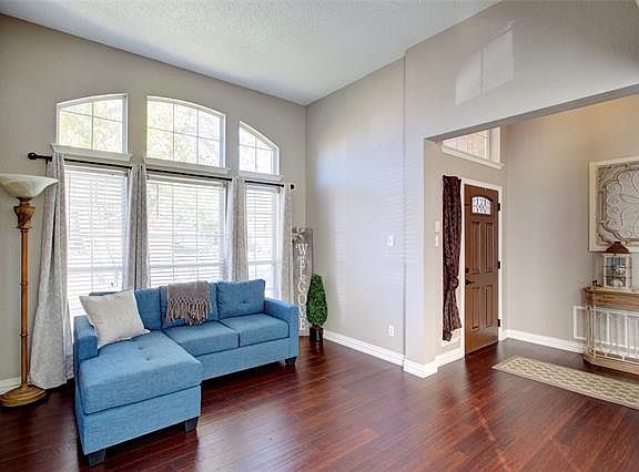 4th image of 6923 Field Lark Dr