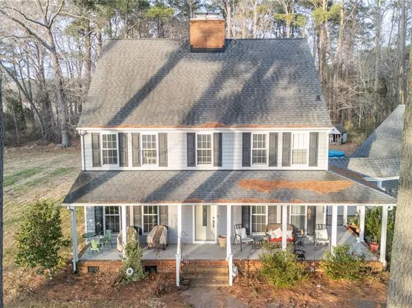 3212 Douglas Rd, Chesapeake, VA 23322