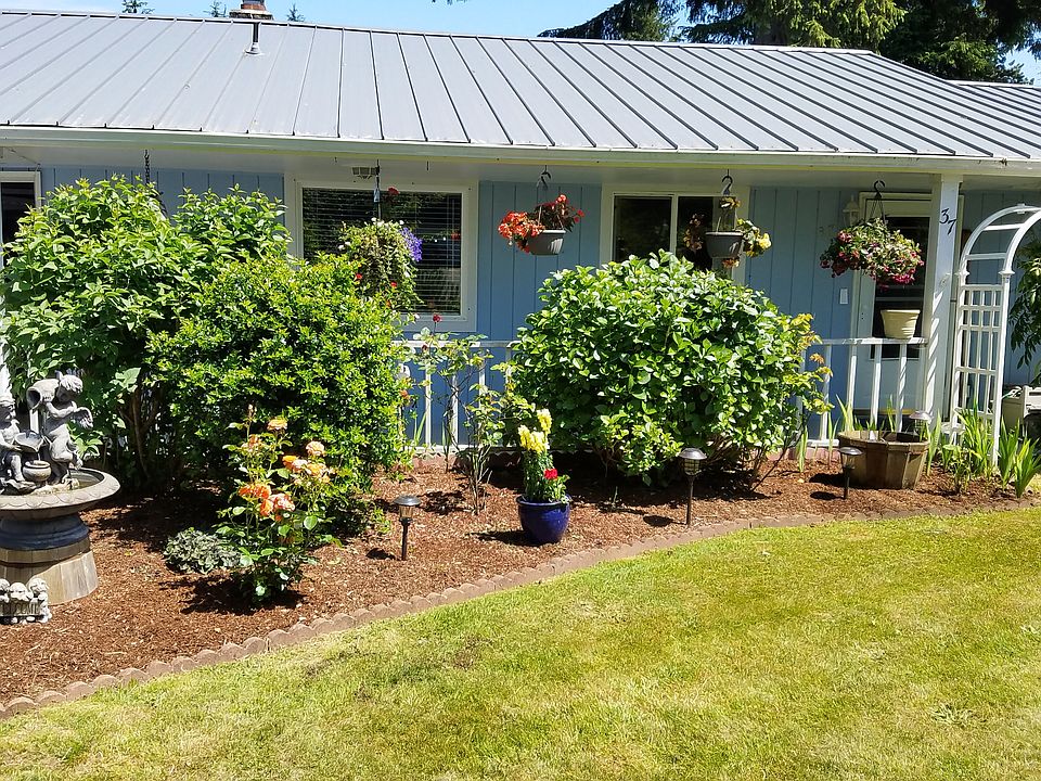 1st image of 37 Schram Dr