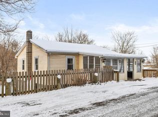 24 Watershed Dr, Duncannon, PA 17020