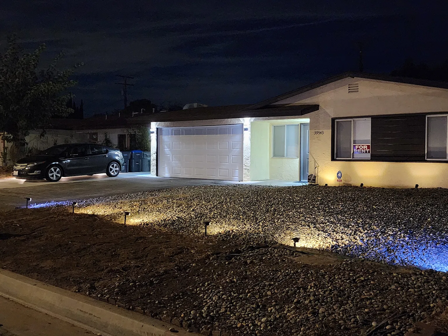 3 bed, 1044 sqft, $3,000 — Photo 1