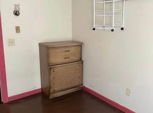 4 Putnam Rd, Plainfield, CT 06374