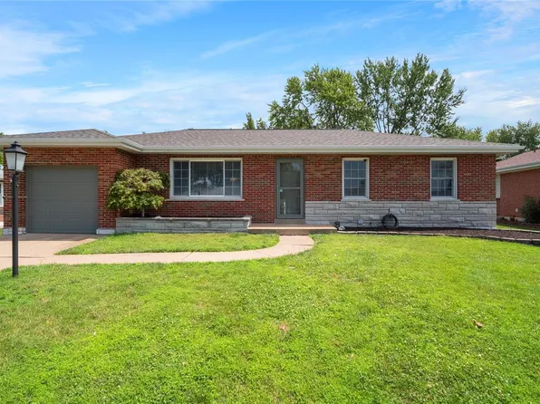 10718 Mallory Dr, Saint Louis, MO 63123