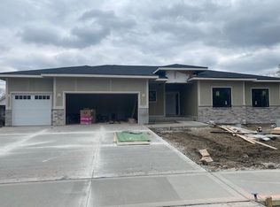 2404 Birch St, Granger, IA 50109