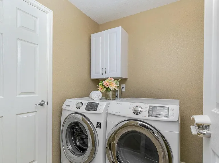 643 Grimson Pl — Photo 20