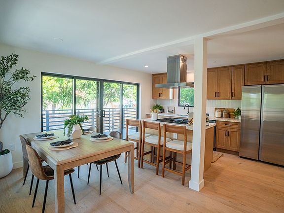 2nd image of 528-530 Westminster Ave #528