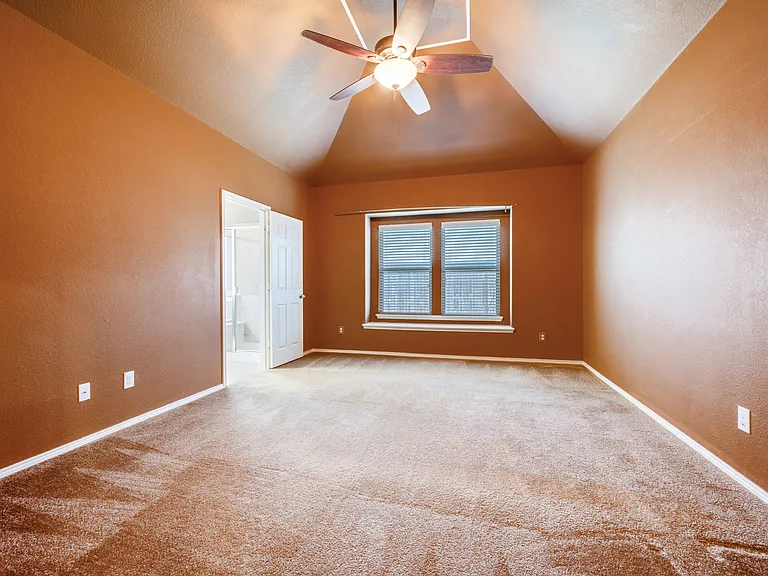 1425 Villa Paloma Blvd — Photo 5