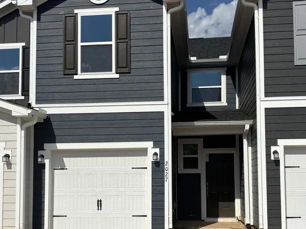 2003 Oakdale, Durham, NC 27704