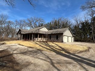 8438 N Boone School Rd, Capron, IL 61012