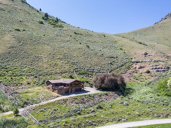 2nd image of 1875 N Highway 89