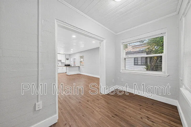 1 bed, 1.0 bath, 720 sqft, $1,695 — Photo 4