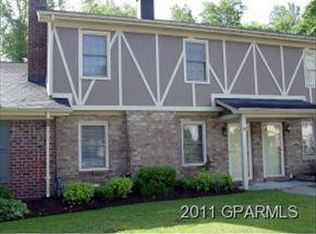 90 Barnes St, Greenville, NC 27858