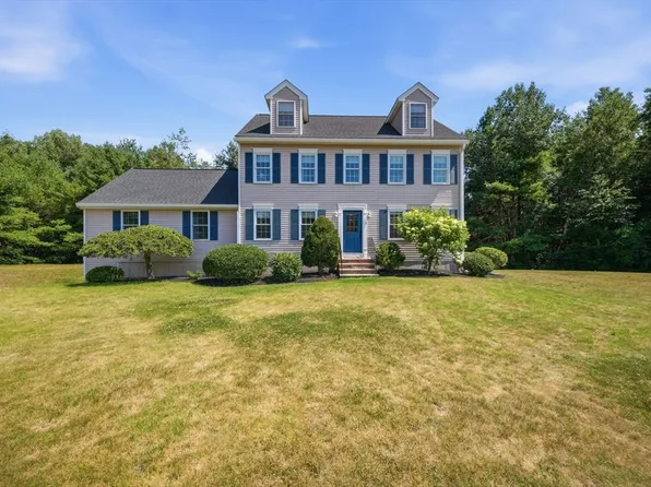 4 Brookview Cres, Tyngsboro, MA 01879