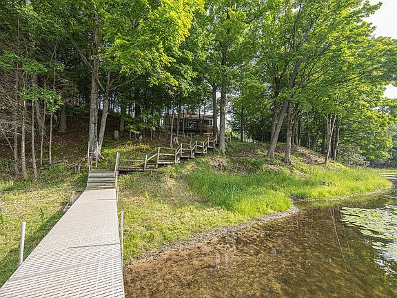 5th image of 11100 Gandt Rd