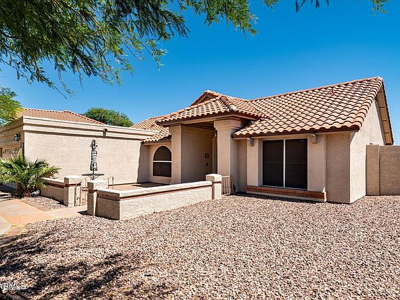 3rd image of 13253 N 76TH Drive