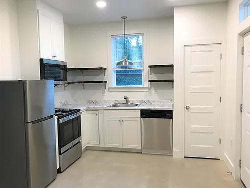 1115 Nolan St #2-2100 Photo 1