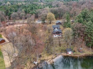 W5049 Wilson Rd, Waupaca, WI 54981