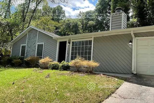 616 Candlewick Ln Nw Lilburn, GA 30047 — Photo 2