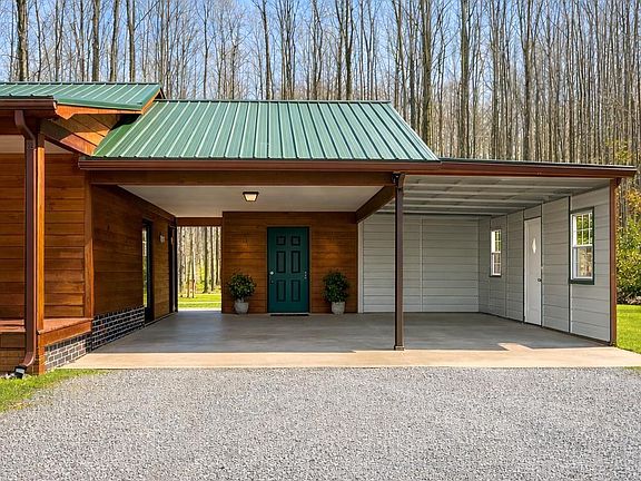 3rd image of 130 Coite Ln