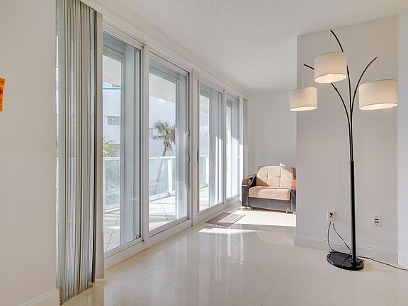 4th image of 16445 Collins Ave APT 222