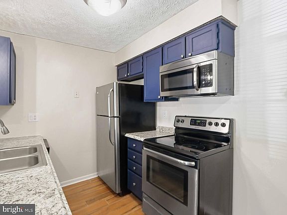 5th image of 6460 Green Field Rd Unit 204