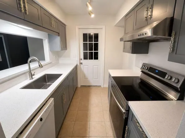 5218 Milwee St APT 6, Houston, TX 77092
