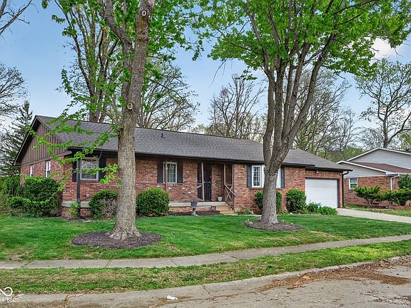 2nd image of 8516 Palm Ct