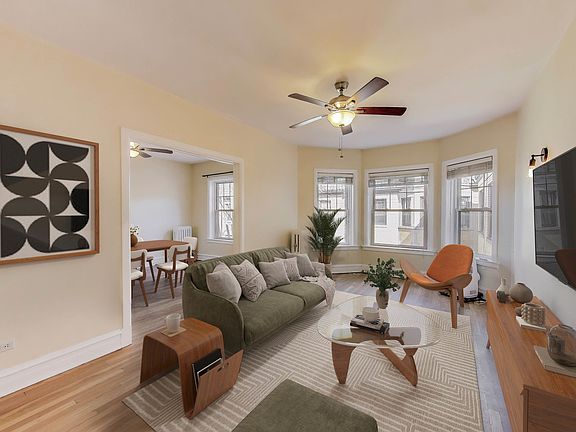 2nd image of 1431 W Summerdale Ave APT 3A
